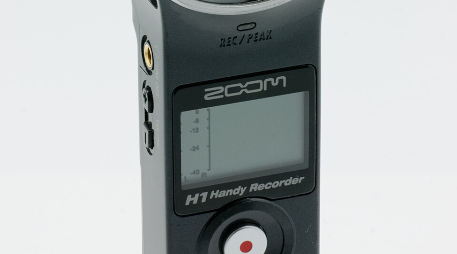 Zoom H1 digital audio recorder with stereo microphones and recording-level display